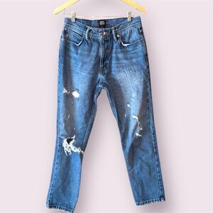 BDG URBAN OUTFITTERS Distressed Dad Slim Taper Jeans 30x32